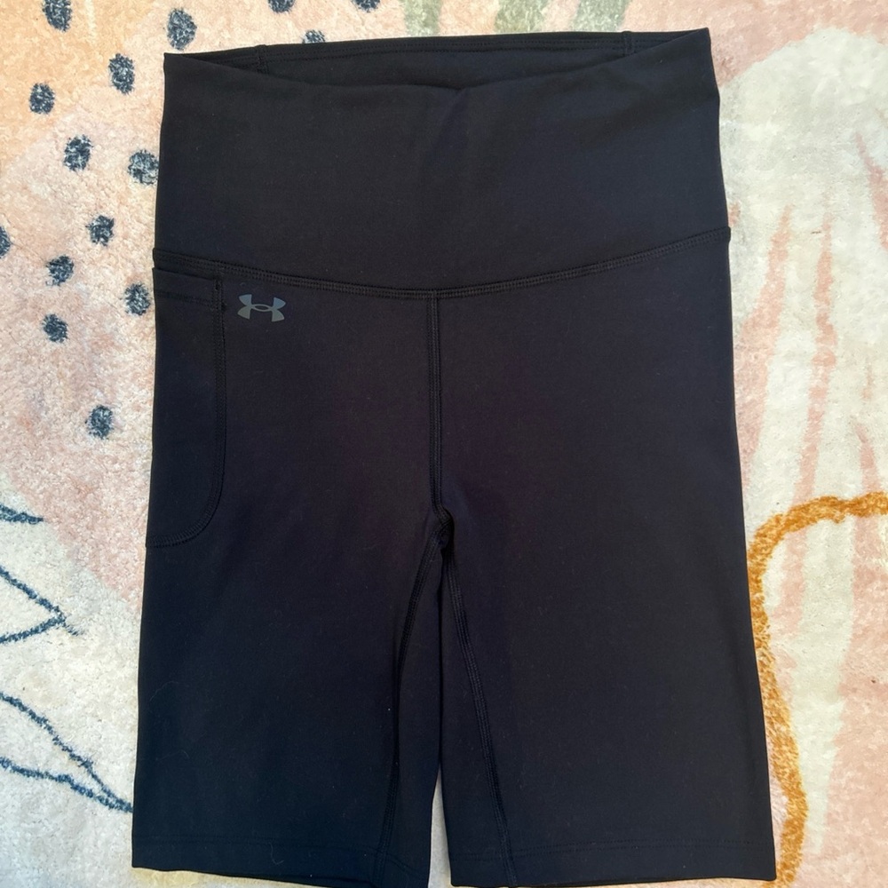 Under Armour Black Bike Shorts with Stretchy Comfort. Size Small.